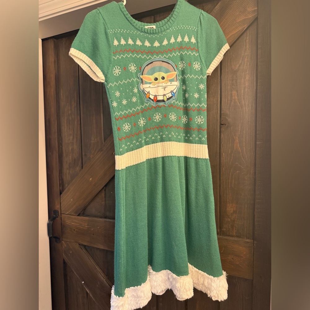 Star Wars Green and White Kids Dress with Character Motif